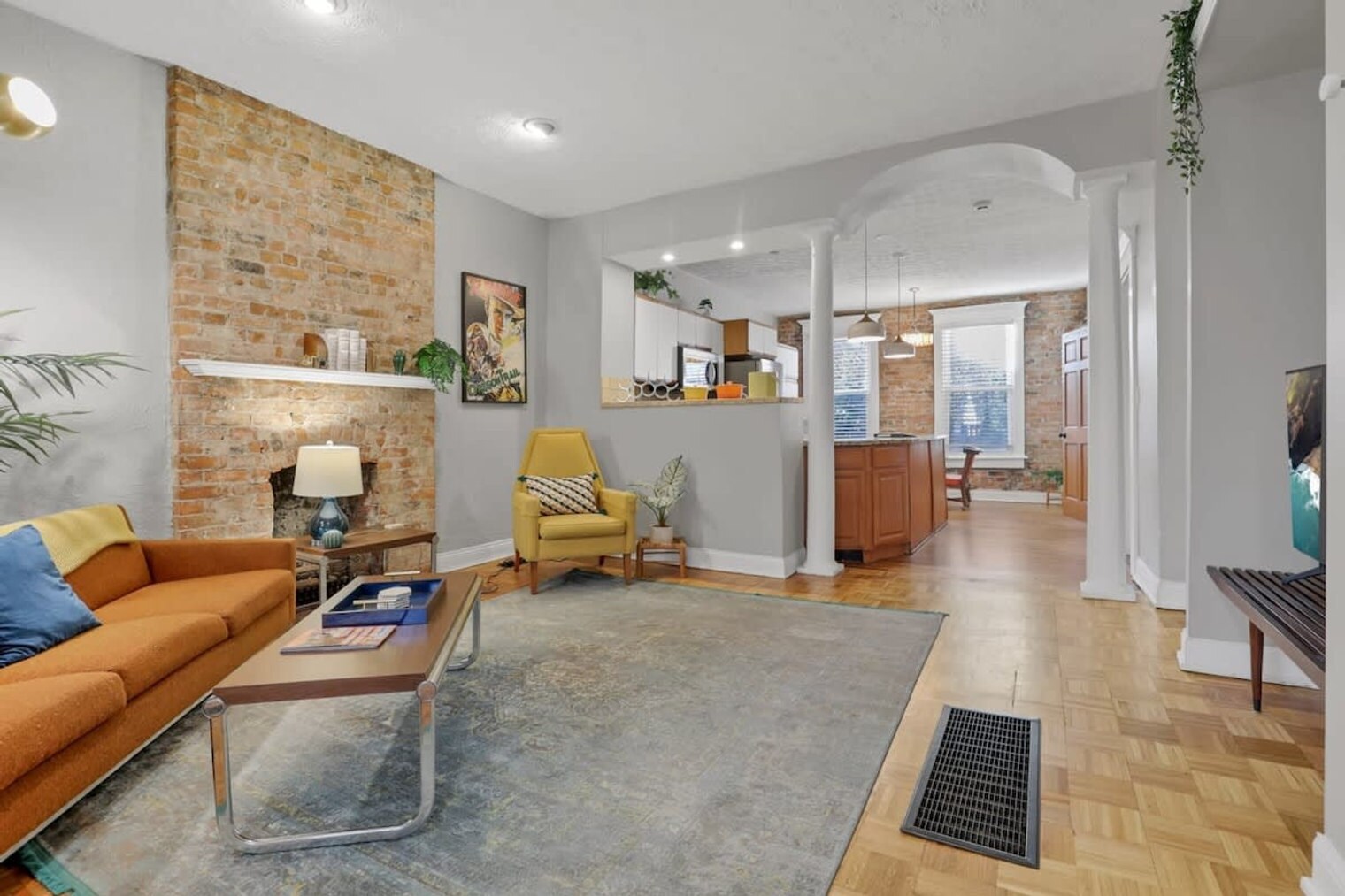 Building Photo - 645 Dennison Ave