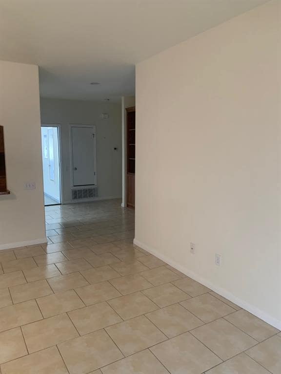 Building Photo - 21102 Santa Ana Cove