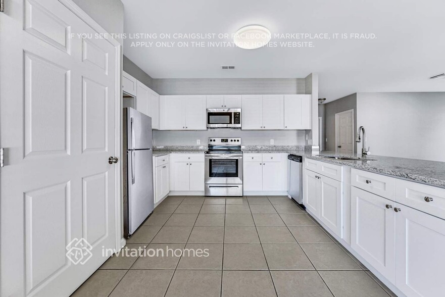 Building Photo - 117 Pompei Dr