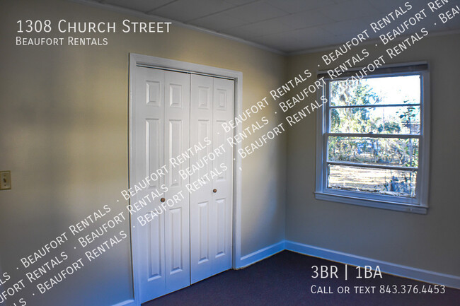 Building Photo - 1308 Church Street