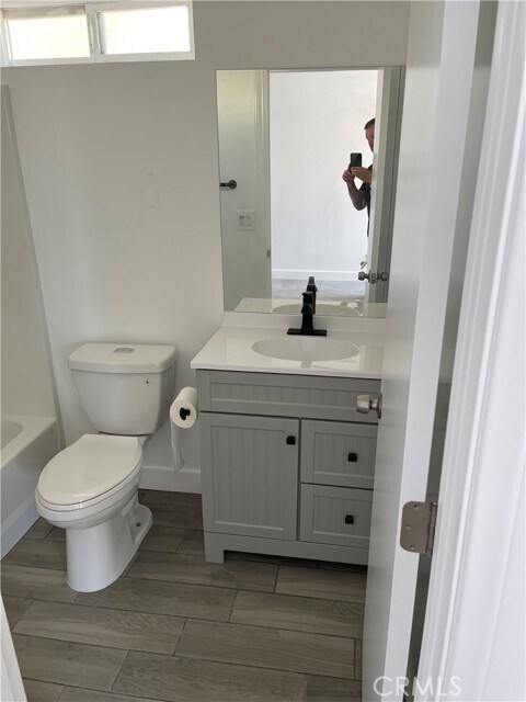 Building Photo - 2248 Lime Ave