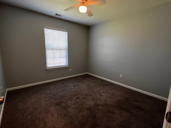 Building Photo - 92 Jackson Ave NE