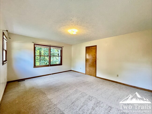 Building Photo - 86 View De Lake Dr