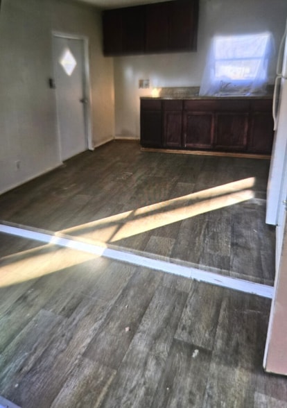 Building Photo - 1075 Sweeten Creek Rd