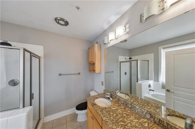 Building Photo - 799 Hammond Dr NE