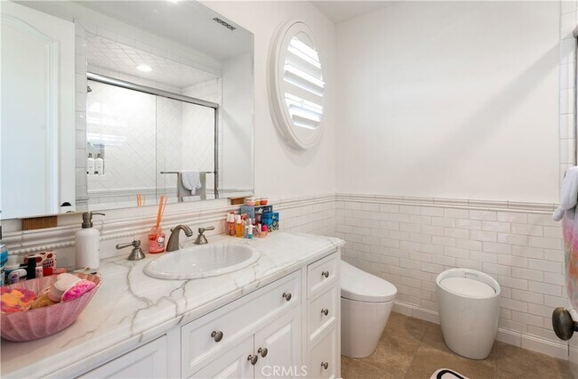 Building Photo - 9 Pelican Crest Dr