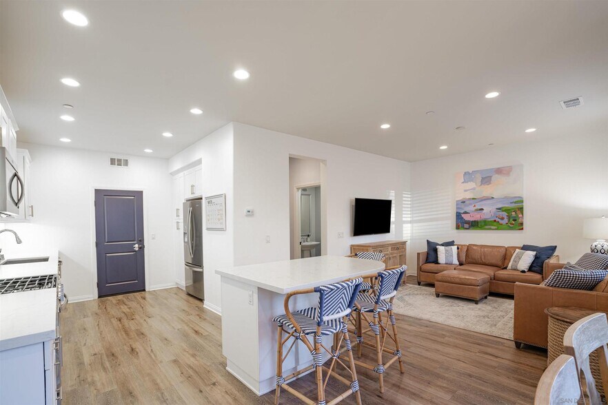 Building Photo - 16029 Veridian Cir