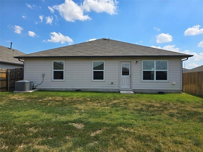 Building Photo - 101 Stellamar Dr