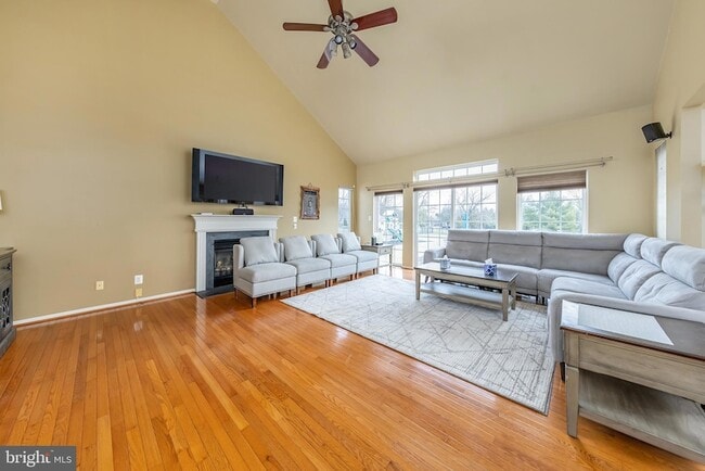 Building Photo - 10 Morning Glory Cir