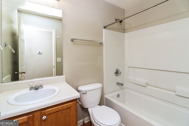 Building Photo - 222 Arbor Creek Dr