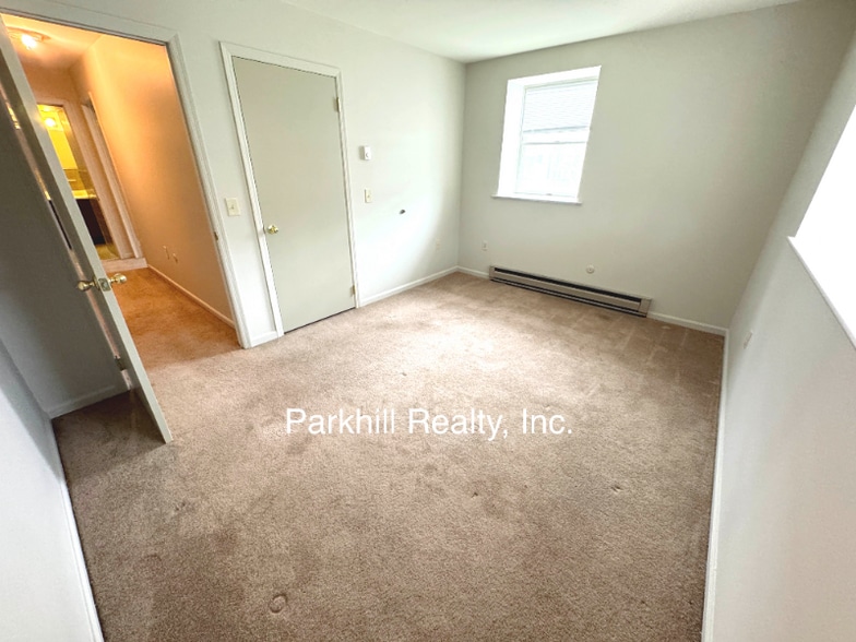 Building Photo - 420 W Pennsylvania Ave