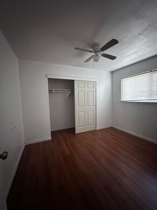 Building Photo - 440-444 Harding Ave