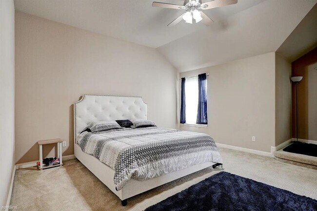 Building Photo - 3784 Turetella Dr