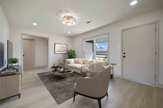 Building Photo - 4022 Marlborough Dr