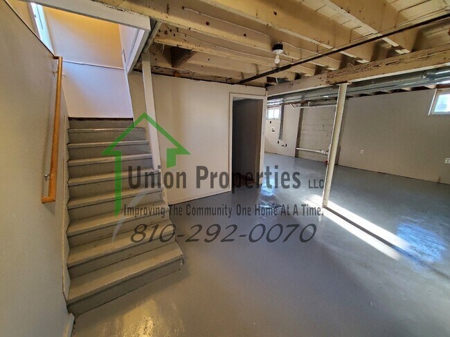 Building Photo - 1626 6th St