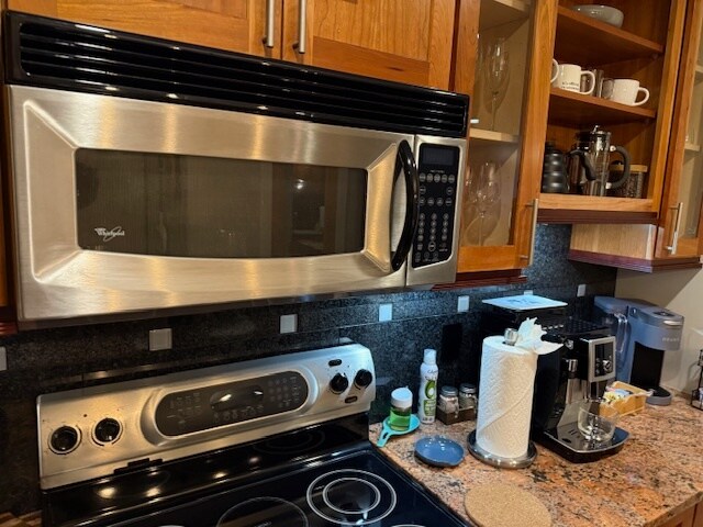 Building Photo - 425 N Church St