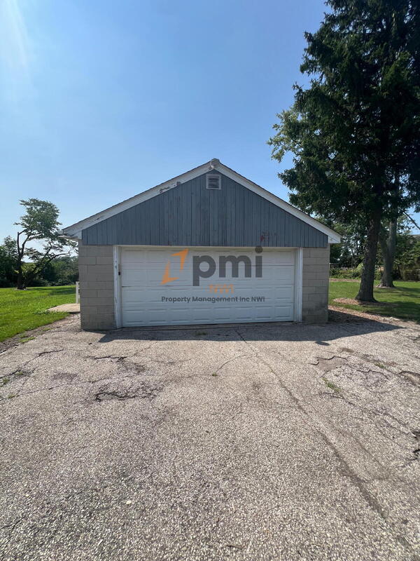 Building Photo - 12920 Cedar Lake Rd