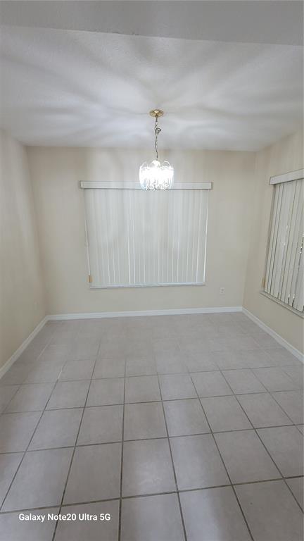 Building Photo - 11028 Versailles Blvd