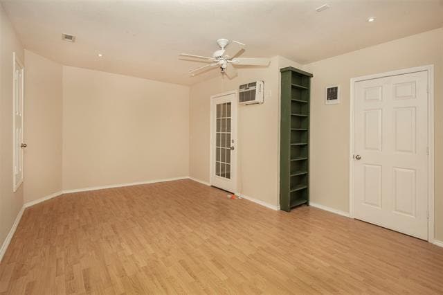 Building Photo - 4512 Blue Jay Ln