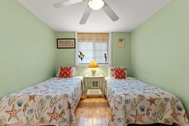 Building Photo - 24 Ashworth Ave