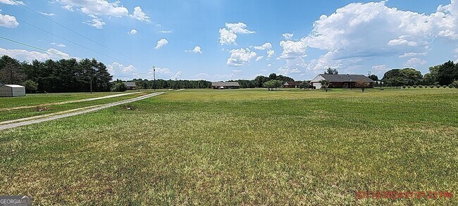 Building Photo - 311 Snapping Shoals Rd