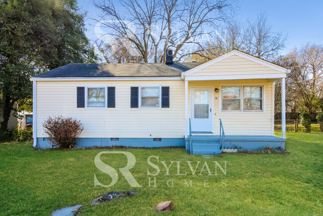 Primary Photo - Where Charm Meets Comfort