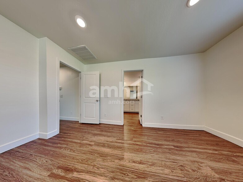 Building Photo - 681 West Bosal Dr