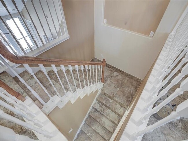 Building Photo - 8422 Tavenor Ln
