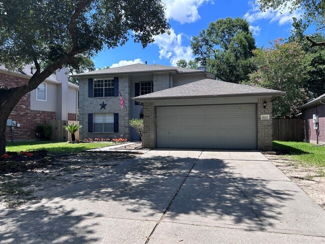 Building Photo - 1623 Stonehaven Village Cir