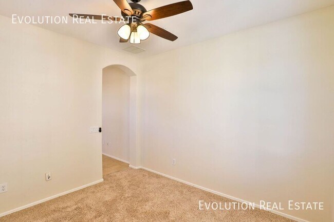 Building Photo - 2623 S Key Biscayne Dr