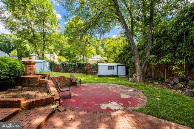 Building Photo - 4111 Hemingway Dr