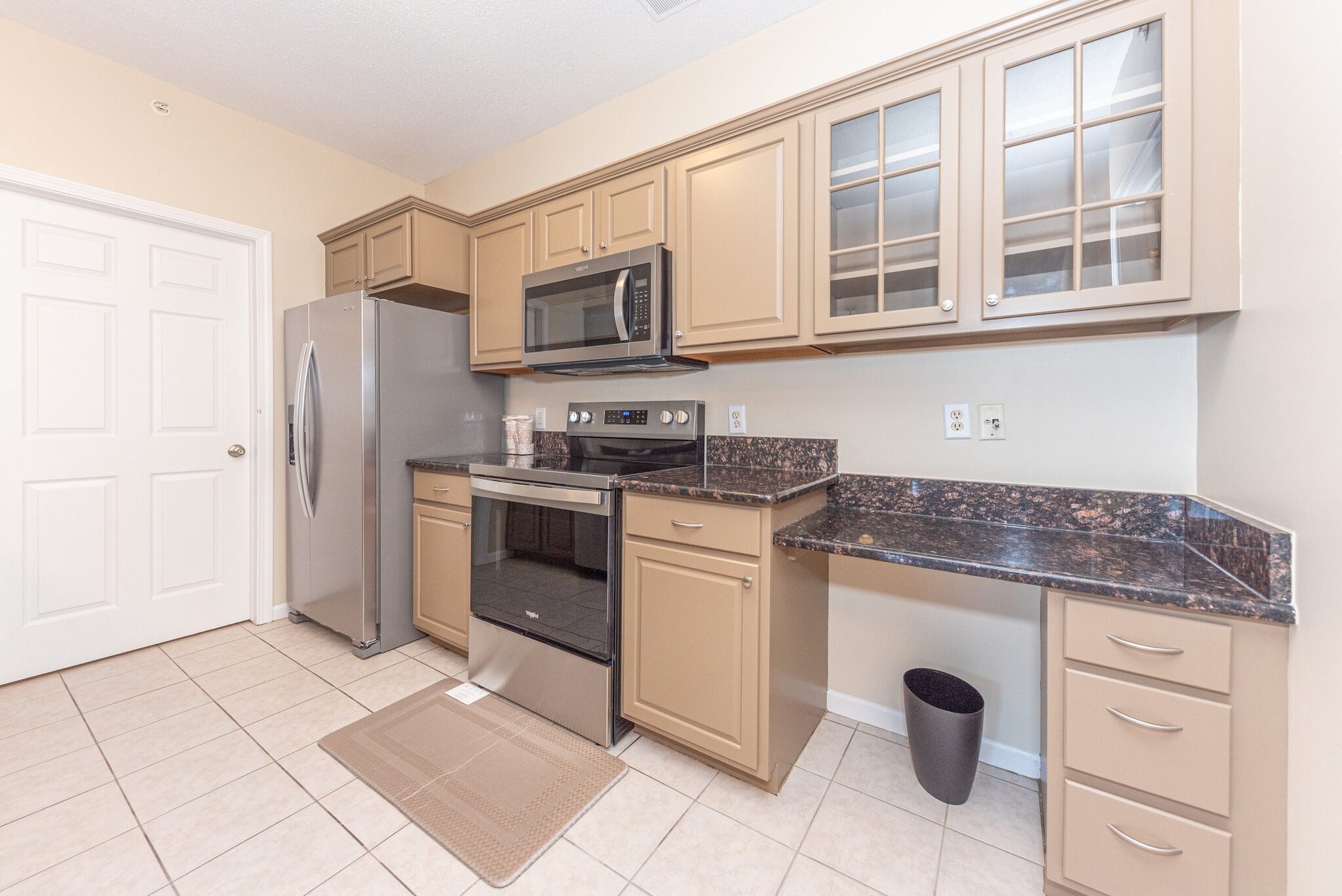 Building Photo - 301 Scio Village Ct