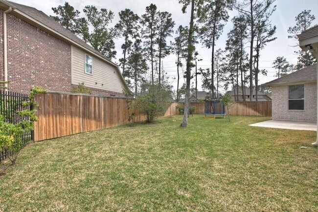 Building Photo - 10 Tillamook Ct
