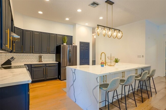 Building Photo - 2575 Muirfield Terrace
