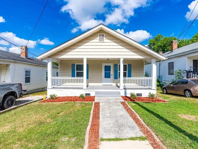 Building Photo - 1032 Moreland Ave