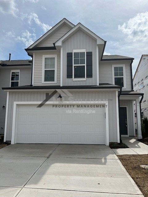 Building Photo - 315 Villanova Dr