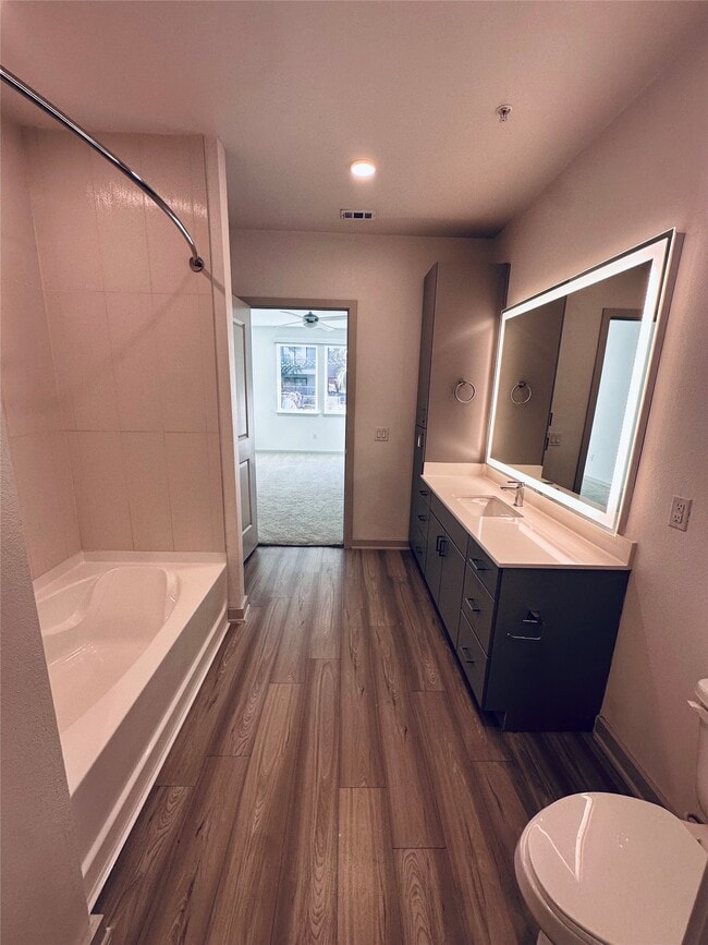 Building Photo - 3636 W Dallas St