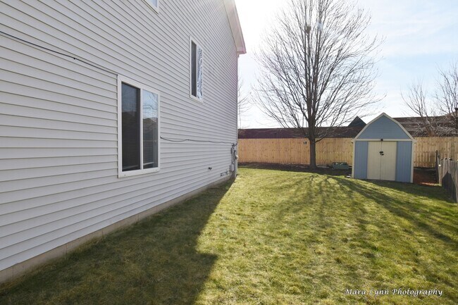 Building Photo - 2824 Wheatland Ct