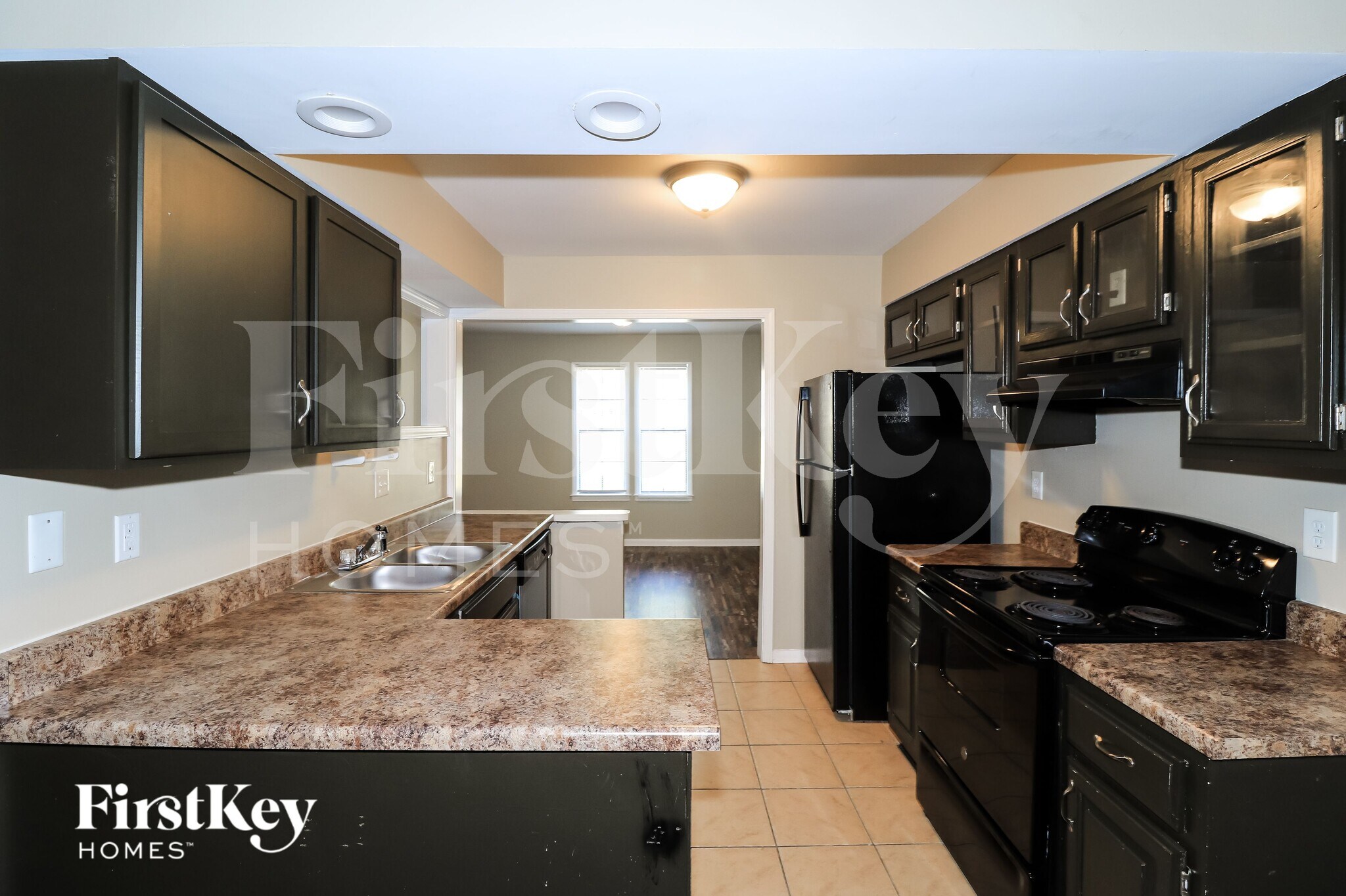 Building Photo - 2961 Forest Edge Dr
