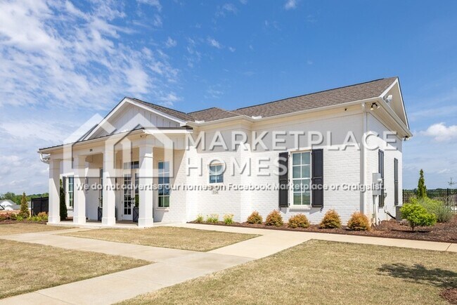 Building Photo - 212 Stockyard Cir