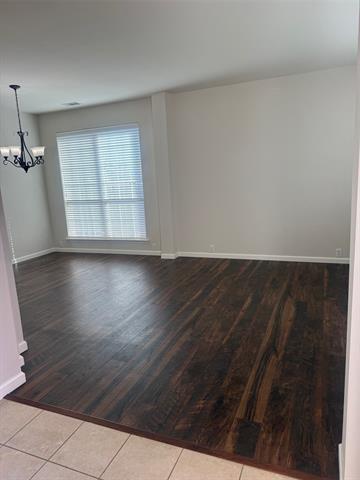 Building Photo - 2004 Golden Oak Dr