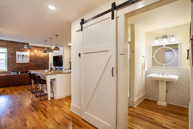 Building Photo - 205 Mews Way