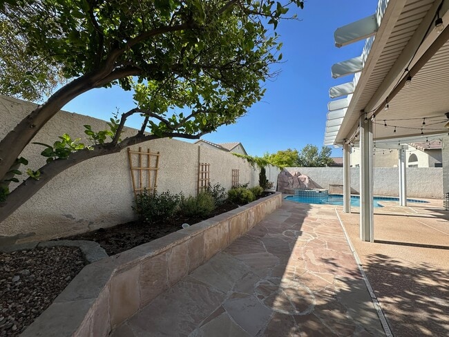 Building Photo - 7944 Quail Harbor St