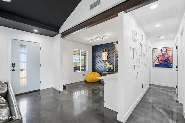 Building Photo - 2812 N 71st Pl