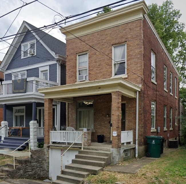 Building Photo - 215 Atkinson St