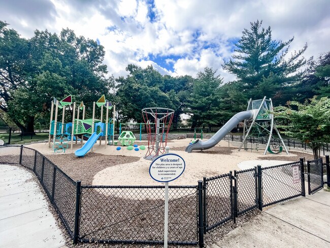 Playground - 901A S Scott St
