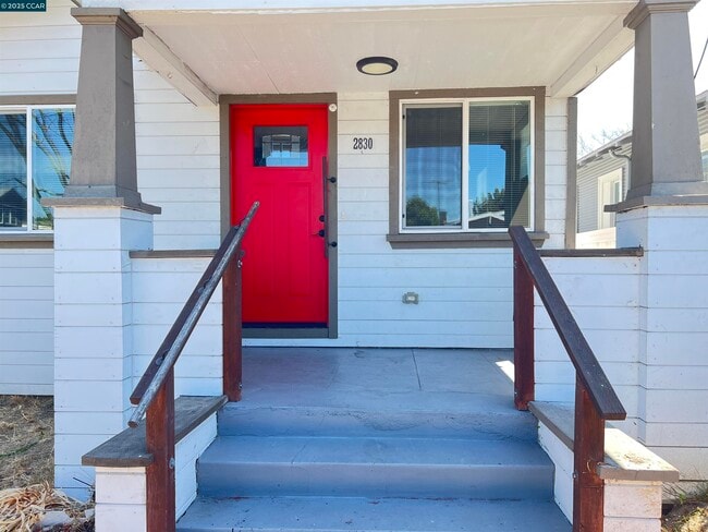 Building Photo - 2830 23rd Ave