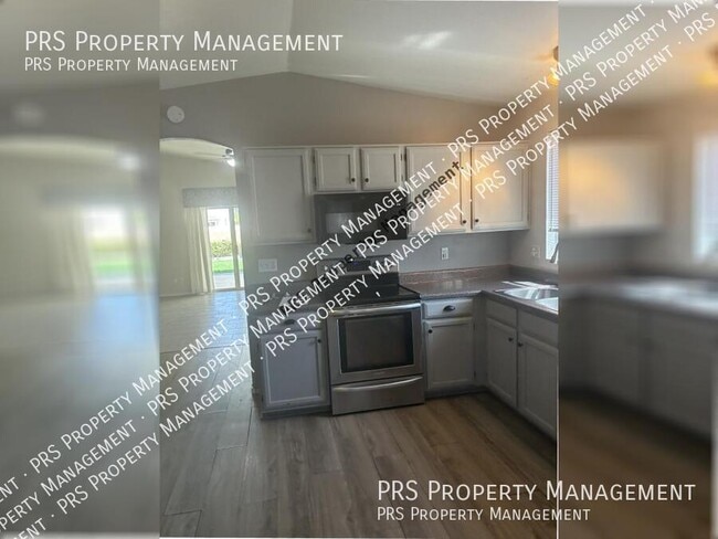 Building Photo - 749 S Monterey St