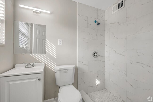 Building Photo - Comfortable 3BR Living with Easy Access to Everything