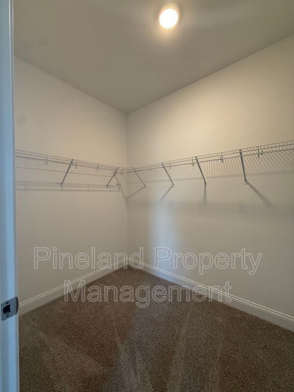 Building Photo - 4732 Mastercraft Ct